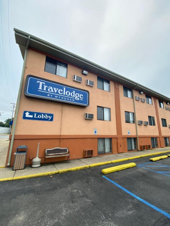 Travelodge By Wyndham La Porte/Michigan City Area Exterior photo